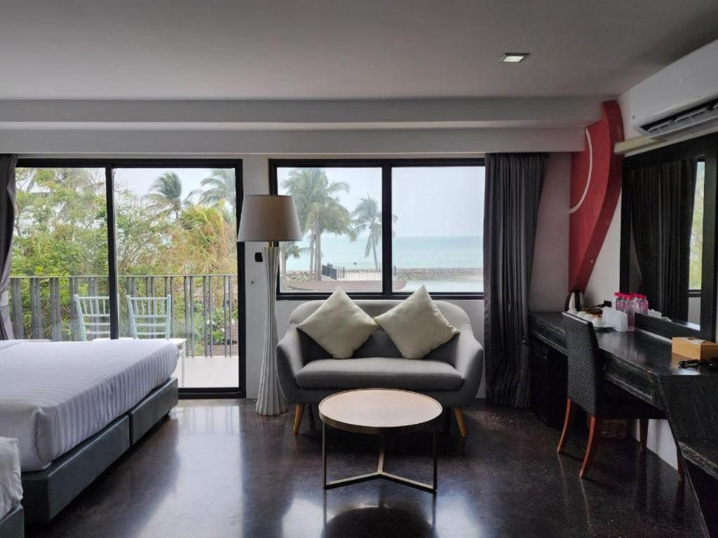 Eco Moment Beach Resort Phetchaburi Exterior photo